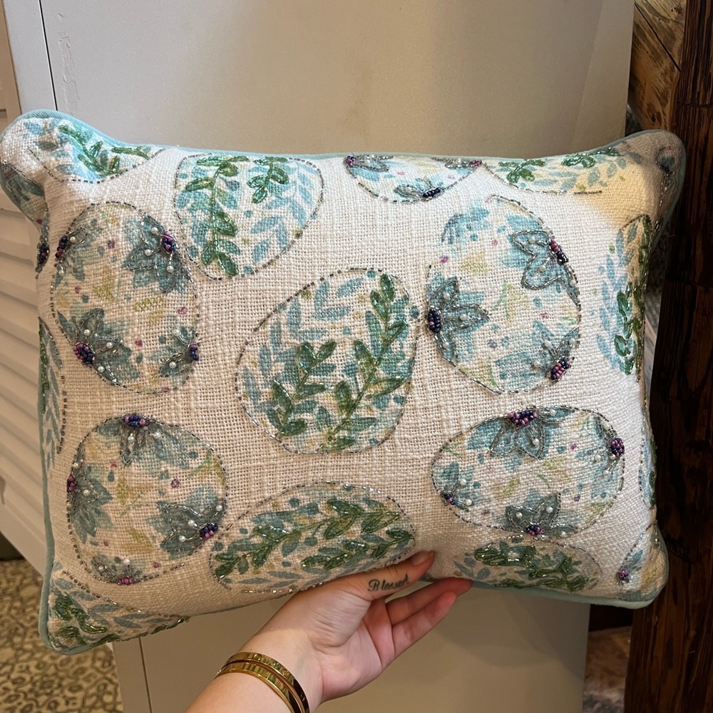 Easter egg pillows!